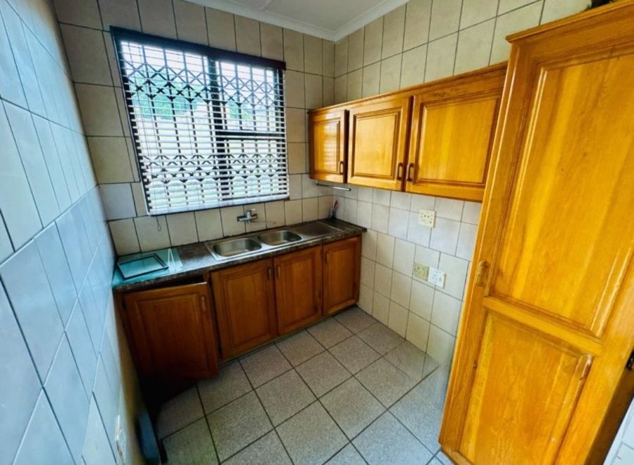 3 Bedroom Property for Sale in Sunnyridge Eastern Cape